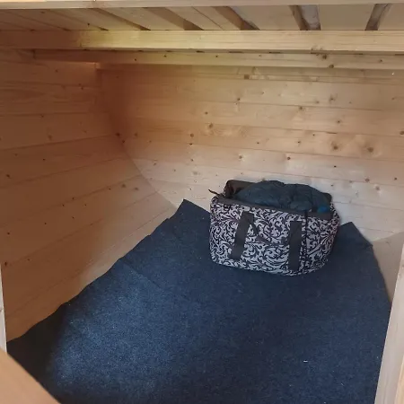 Wanderreitstation Pferdehof Luxury tent Jakobshagen